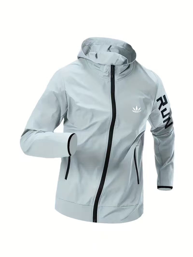 Męska kurtka wiatrówka z kaptu – Running Gear Jacket recenzja i cena