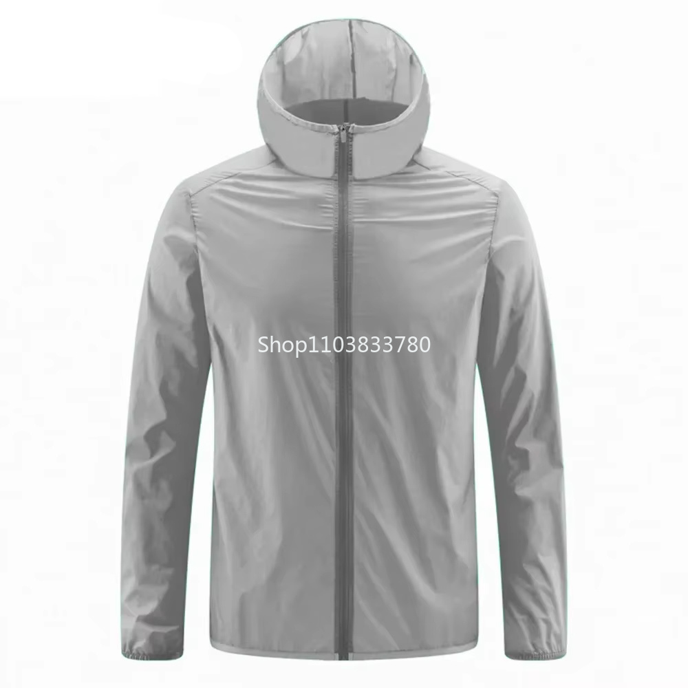 Męska kurtka z kapturem chroni – Running Gear Jacket recenzja i cena