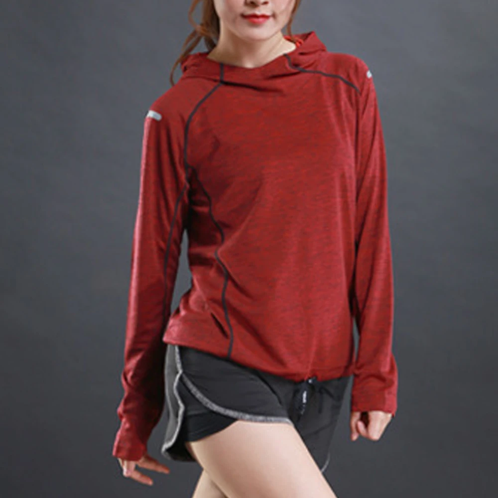 Nowe bluzy z kapturem i kurtki – Running Gear Jacket recenzja i cena